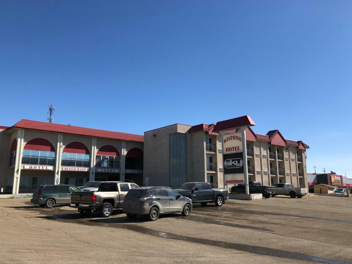 Westwind Motor Inn Drayton Valley Bagian luar foto